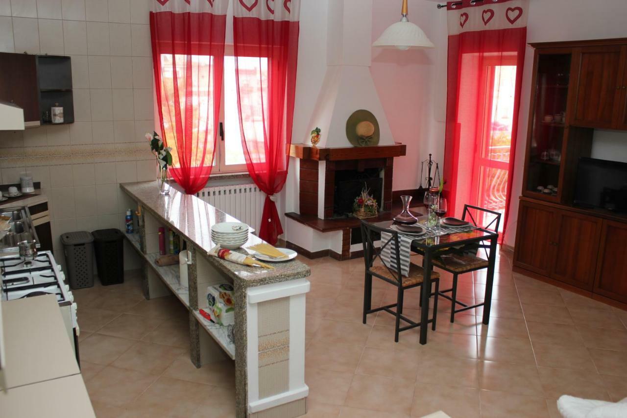 Bed and Breakfast La Dimora Di Poppea Pompei Esterno foto